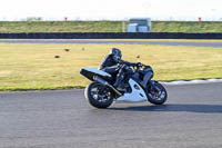 Evening Low_Mid Group Black Bikes